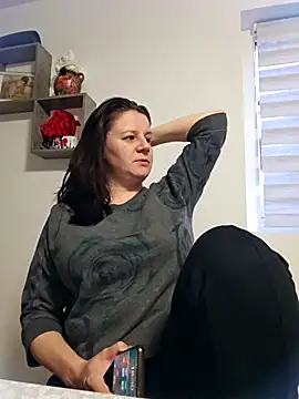 Snapshot of KristenVega chatting on 03-20-25, 04:31 KristenVega online show from 03-20-25, 04:31