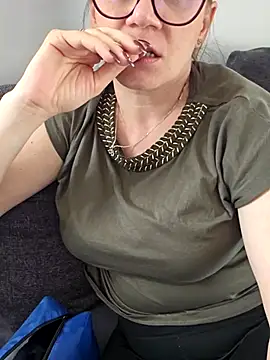 KristenVega online show from 04-19-26, 12:48