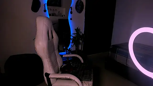 Young laroi online show from 01-06-25, 05:30