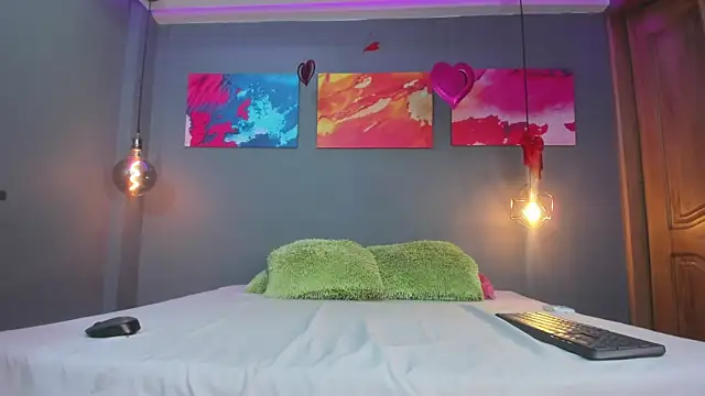 summer lee  online show from 01-09-25, 09:26