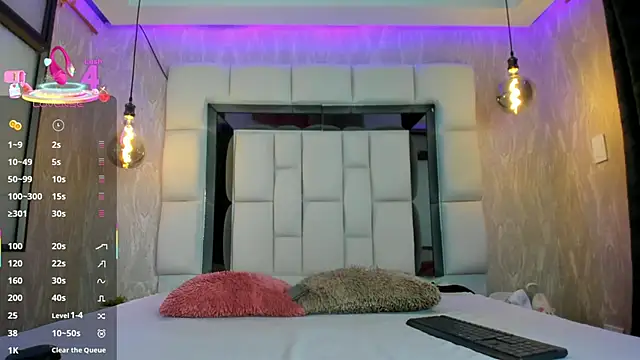 summer lee  online show from 03-21-25, 06:07