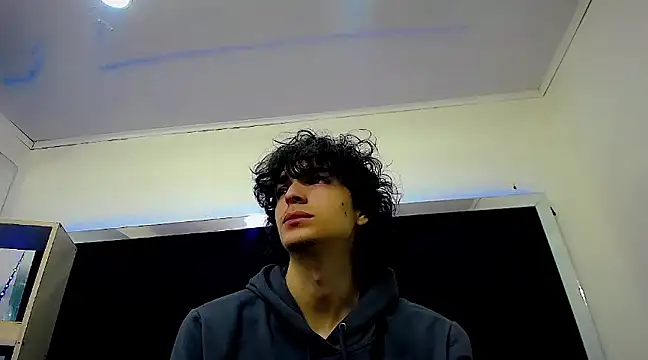 Sr BonnyEthan online show from 01-18-25, 01:40