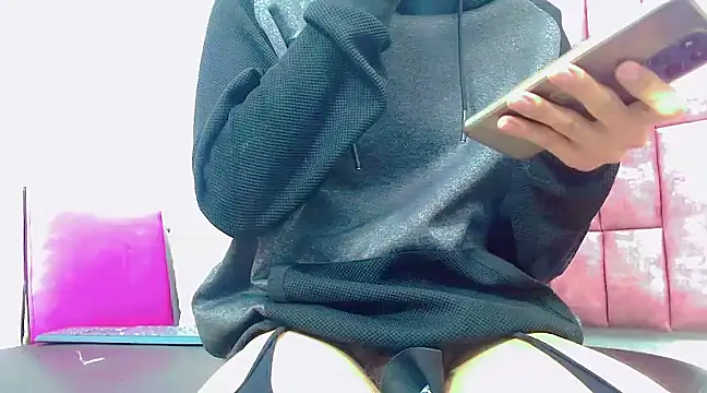 Sr BonnyEthan online show from 01-30-25, 01:53