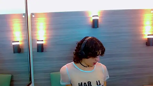 Sr BonnyEthan online show from 10-16-25, 02:18