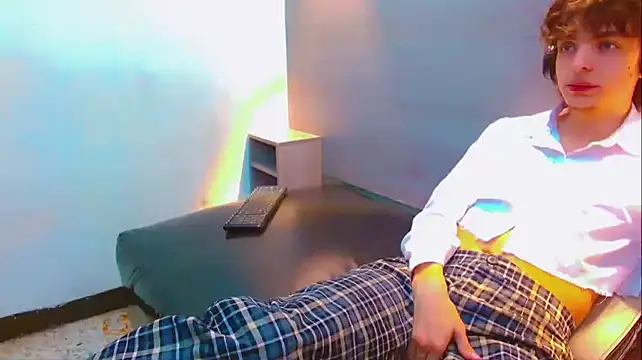 Sr BonnyEthan online show from 01-13-26, 02:00