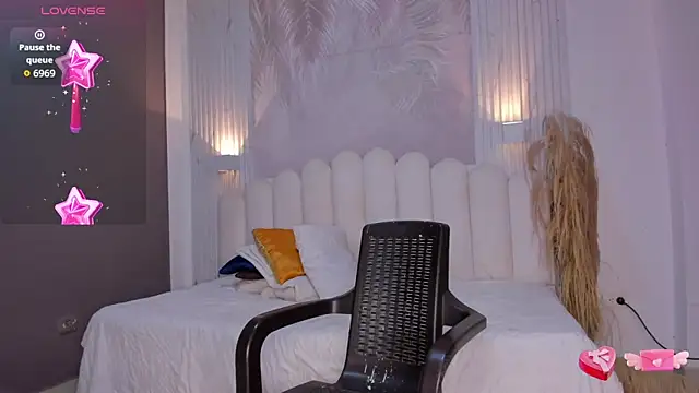 NastassjaCandy online show from 04-21-26, 07:28