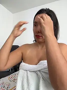 emely sexx20 online show from 06-10-26, 07:02