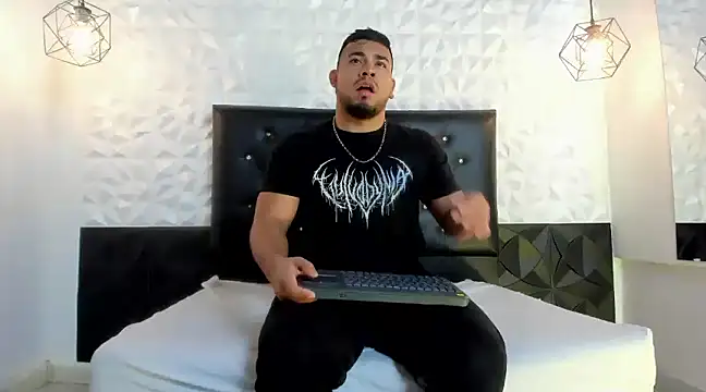 BrianMalonee online show from 03-14-25, 01:02