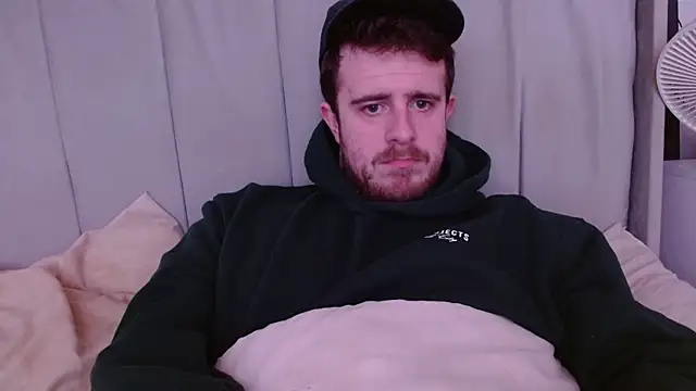 Snapshot of maxy49 chatting on 12-02-25, 03:51 maxy49 online show from 12-02-25, 03:51