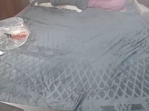 Mochi Soft online show from 01-19-26, 01:42