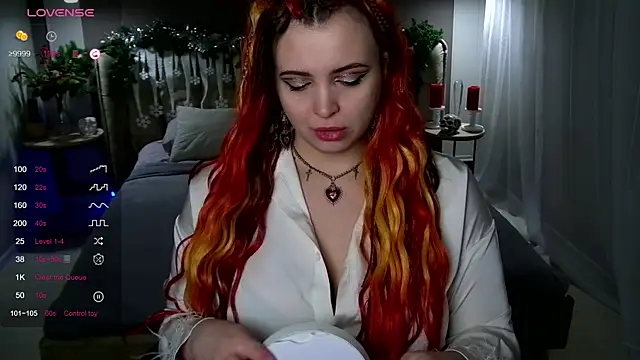 Miss Maya Mils online show from 01-01-25, 03:02