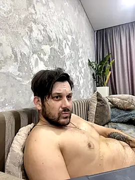 MaeltraJoy online show from 01-08-26, 06:26