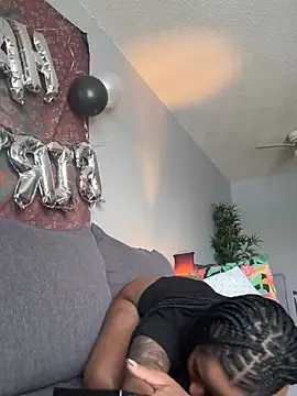 Your Paris online show from 02-09-25, 11:57