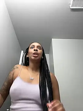 Your Paris online show from 02-15-25, 08:33