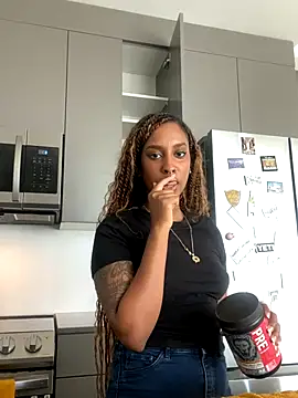 Your Paris online show from 09-10-25, 05:24