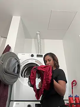 Your Paris online show from 10-25-25, 06:13