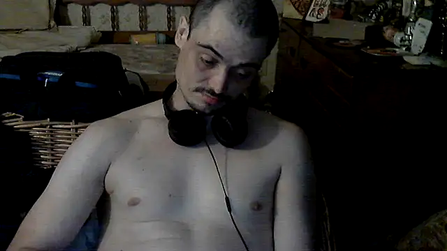 JustTylerr online show from 07-03-26, 08:54