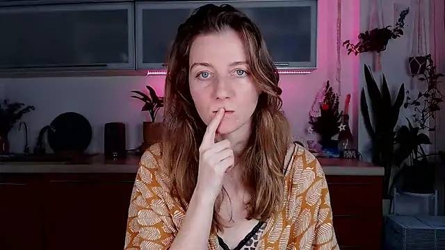 Snapshot of Elly_Helly chatting on 01-02-25, 08:24 Elly Helly online show from 01-02-25, 08:24