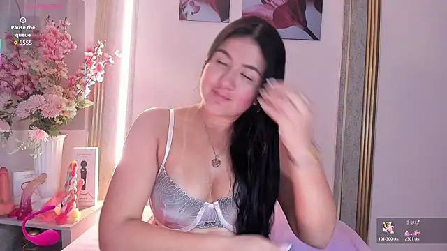 scarlet fostt  online show from 03-14-26, 12:21