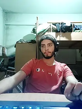 Snapshot of kleineid77 chatting on 10-31-25, 08:10 kleineid77 online show from 10-31-25, 08:10