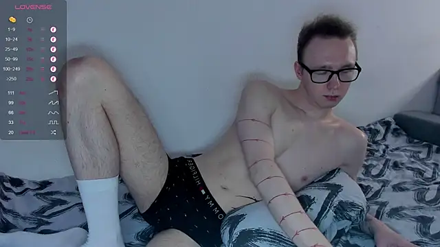 Alex silents online show from 02-25-25, 01:06