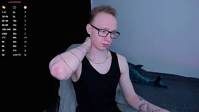 Alex silents online show from 05-10-26, 12:21