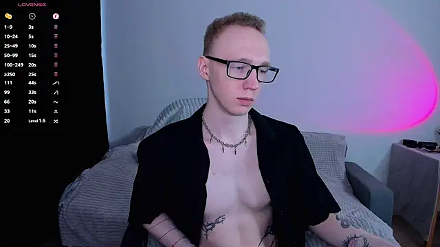 Alex silents online show from 06-09-26, 03:23