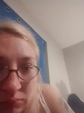 xWhoreAbleX Pika online show from 03-03-26, 02:39