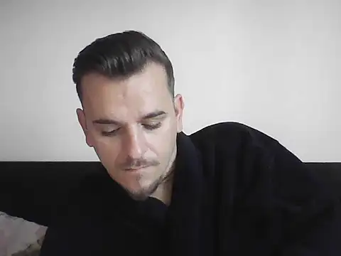 Huge cock22cm online show from 09-27-25, 05:01