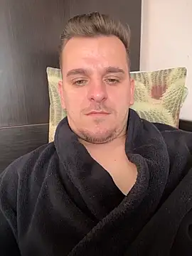 Huge cock22cm online show from 03-13-26, 08:43