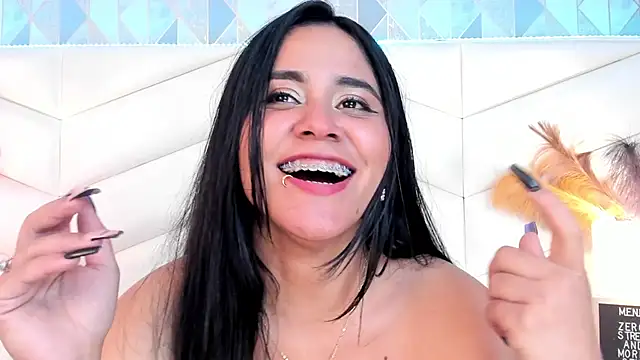 Brenda Garcia online show from 02-25-25, 03:31