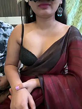 Snapshot of Magical-Couple-telugu chatting on 12-26-24, 05:51 Magical-Couple-telugu online show from 12-26-24, 05:51