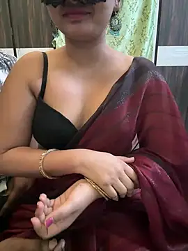 Snapshot of Magical-Couple-telugu chatting on 01-12-25, 02:19 Magical-Couple-telugu online show from 01-12-25, 02:19