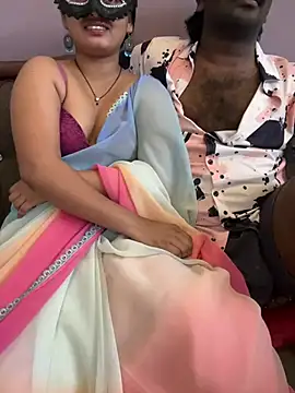 Snapshot of Magical-Couple-telugu chatting on 02-28-25, 06:09 Magical-Couple-telugu online show from 02-28-25, 06:09