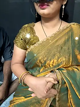 Snapshot of Magical-Couple-telugu chatting on 09-20-25, 01:01 Magical-Couple-telugu online show from 09-20-25, 01:01