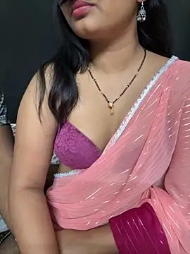 Snapshot of Magical-Couple-telugu chatting on 09-27-25, 09:42 Magical-Couple-telugu online show from 09-27-25, 09:42