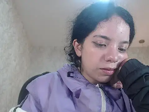 EmmaCowperr online show from 01-16-25, 09:27