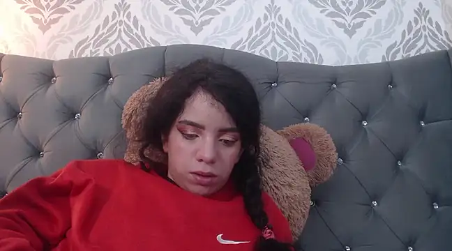 EmmaCowperr online show from 03-05-25, 08:00