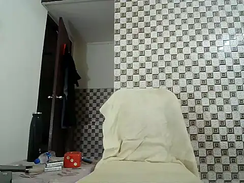 Snapshot of ind_jones_revised chatting on 09-24-25, 06:33 ind jones revised online show from 09-24-25, 06:33