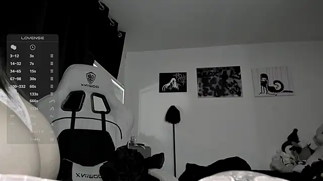 Snapshot of satanbabee chatting on 05-31-26, 11:17 satanbabee online show from 05-31-26, 11:17