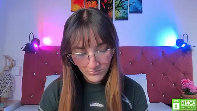 Ruth harvey  online show from 11-18-25, 03:05