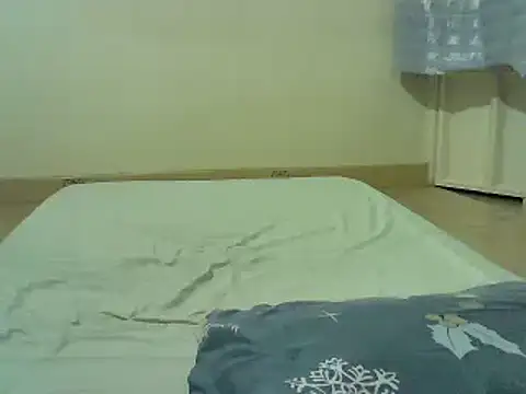 Snapshot of princess-cutie12 chatting on 03-13-25, 06:23 princess-cutie12 online show from 03-13-25, 06:23