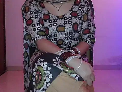 Snapshot of AMBIKA-MISHRA99 chatting on 10-31-25, 09:54 AMBIKA-MISHRA99 online show from 10-31-25, 09:54