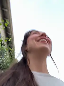 emiliasommer online show from 09-28-25, 05:18