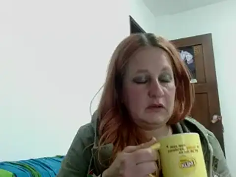 ViioletaMora online show from 10-26-25, 05:13