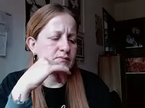 ViioletaMora online show from 04-14-26, 07:09