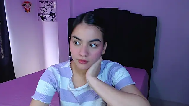 Ariel Zeo1 online show from 04-12-26, 08:36