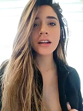 maliciaworld online show from 12-17-24, 06:09