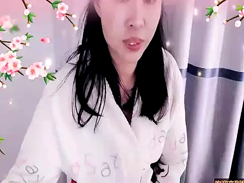 xiaoxuer online show from 01-06-25, 07:31