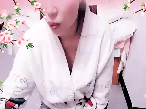 xiaoxuer online show from 02-19-25, 05:05